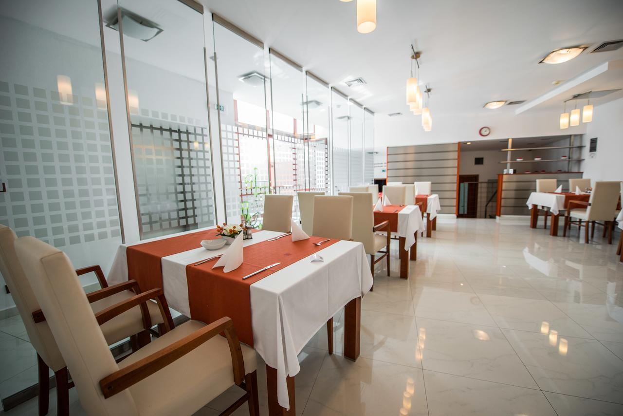 Garni Hotel Praha Тренчианске-Теплице Экстерьер фото