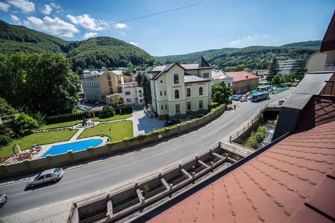 Garni Hotel Praha Тренчианске-Теплице Экстерьер фото